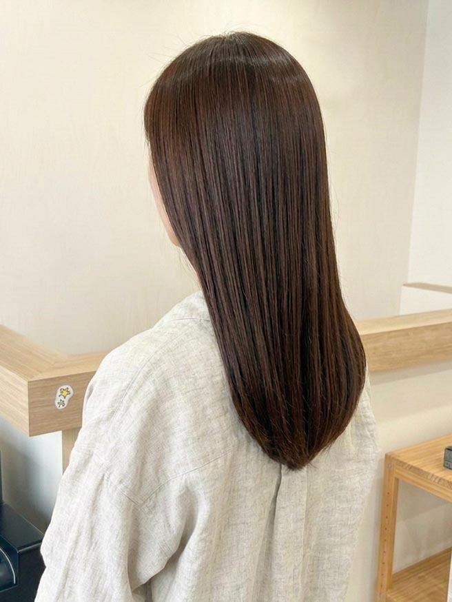 ナチュラルストレートロング【キセラ川西】
