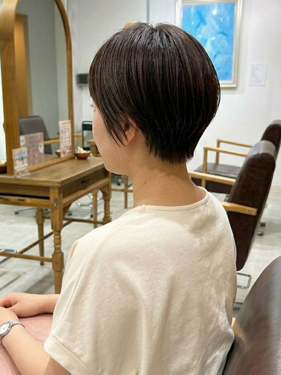 丸みシルエットの大人ショート【川西市】